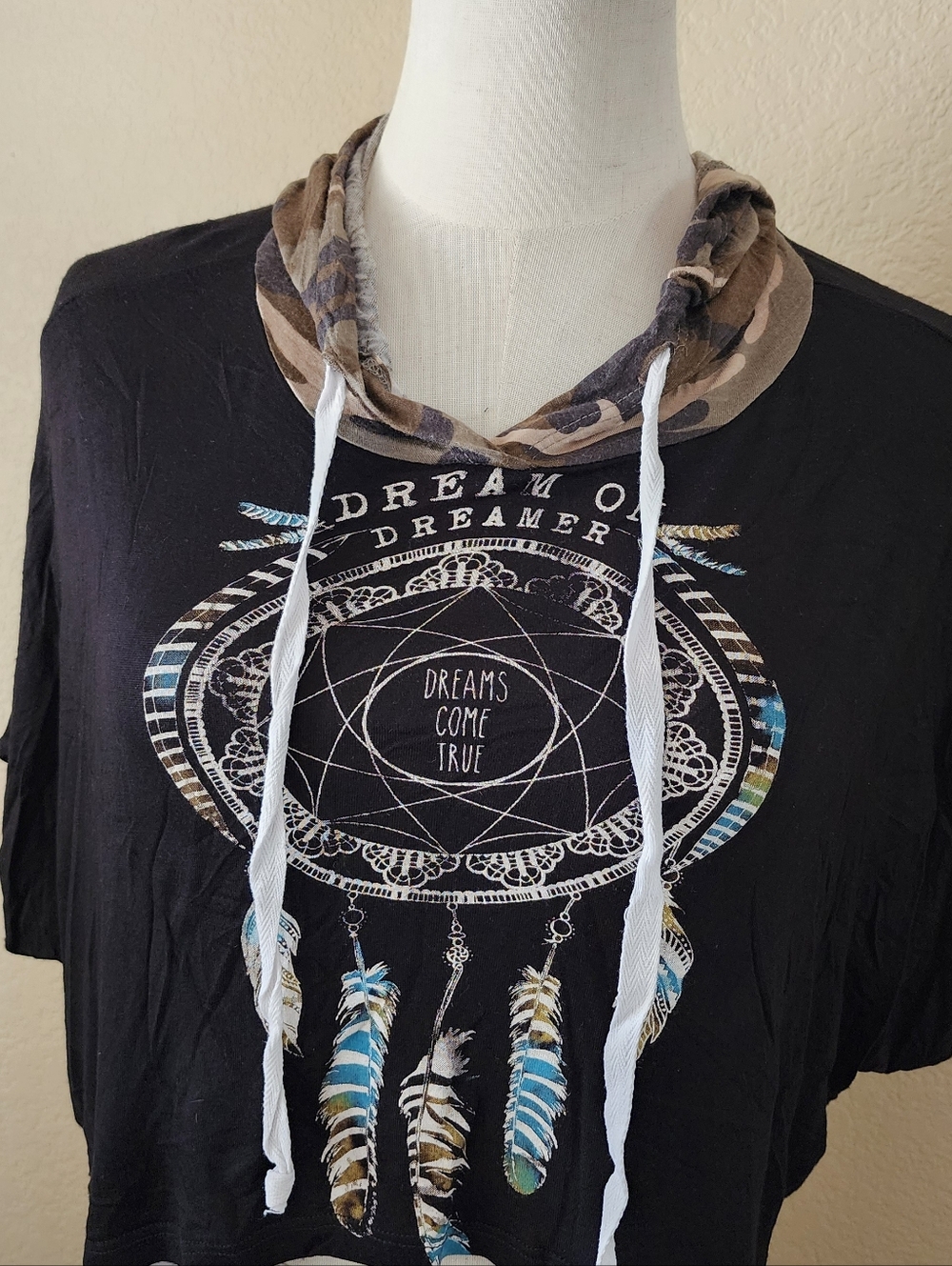 Graphic Dreamcatcher hoodie crop top